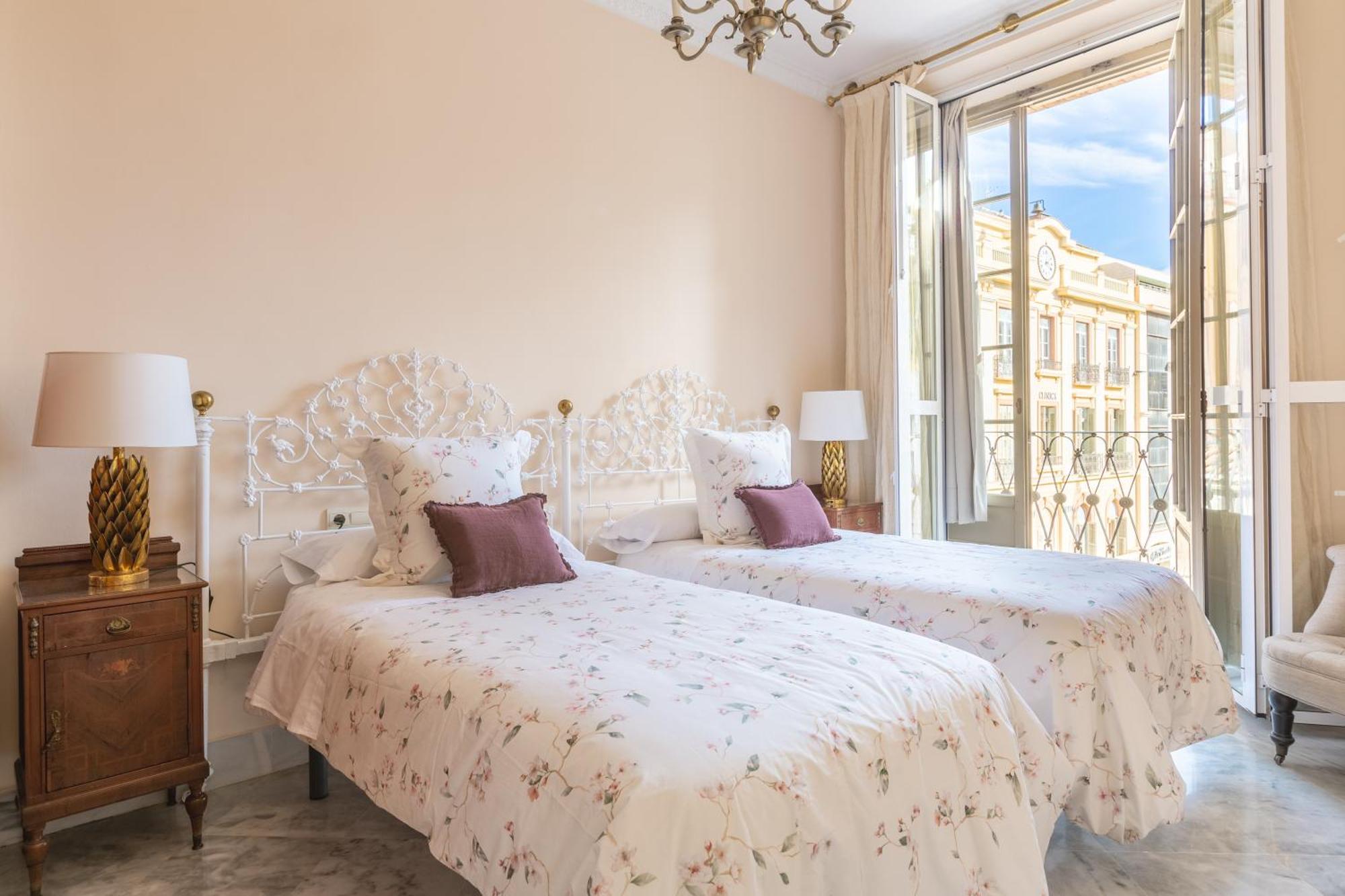 Appartamento Plaza De La Constitucion Málaga Esterno foto